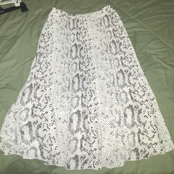 Jcrew Snake print skirt - Picture 1 of 3
